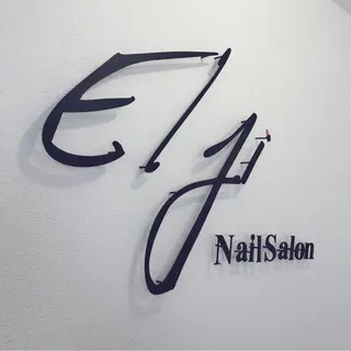 ネイル 🖤スカルプ専門店 新宿・MR🖤のネイルデザイン