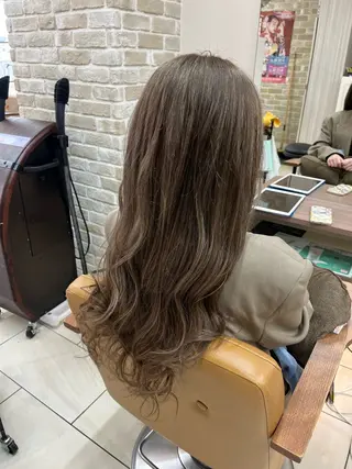 ロング 福本 光のヘアスタイル