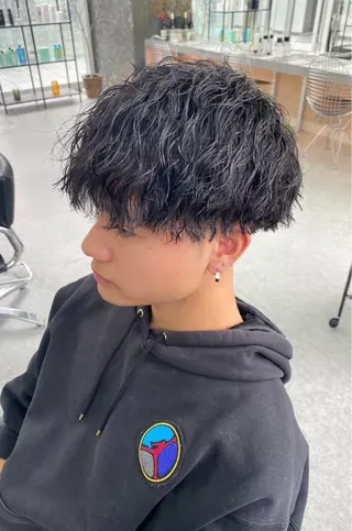 メンズ DEW SHUNSUKEのヘアスタイル