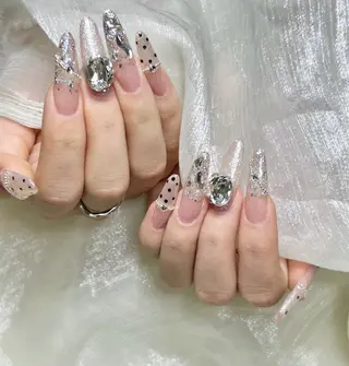 ネイル D-BEAUTY Nailsalonのネイルデザイン