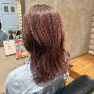 セミロング 辻 里奈のヘアスタイル