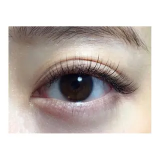 マツエク・マツパ ANNE梅田 GRACE店所属・ANNE chizuのマツエク・マツパデザイン