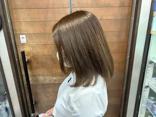 ミディアム Qwali所属・にしむら かなたのヘアスタイル