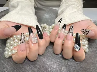 ネイル ENsalon AKIRAのネイルデザイン