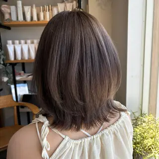 ミディアム オダシマ タマキのヘアスタイル