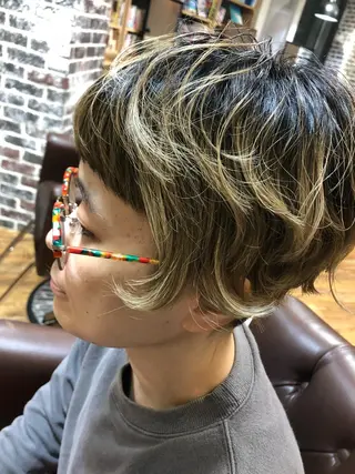 ショート カラー SALOWIN me＋店所属・半個室サロン🫧 ササキアヤカのヘアスタイル