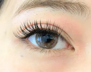 マツエク・マツパ Eyelash  Salon FAXIA大宮店所属・FAXIA Mihoの眉毛・アイブロウイメージ