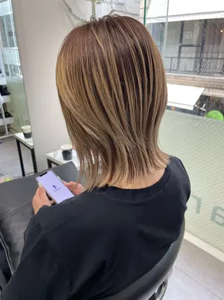 ミディアム カラー 髪質改善will hairdesignのヘアスタイル