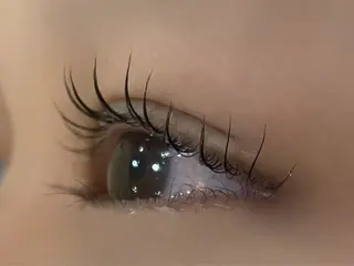 マツエク・マツパ ダブルカラー/透明 感/Akaneのヘアスタイル