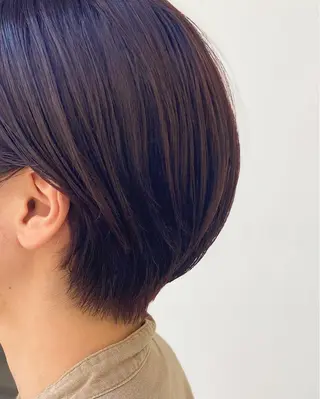 ショート tonari 梅田、中崎町のヘアスタイル