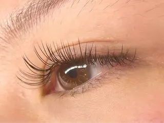 マツエク・マツパ Assemble eye’s門前仲町店所属・アッサンブレアイズ 門前仲町店のマツエク・マツパデザイン