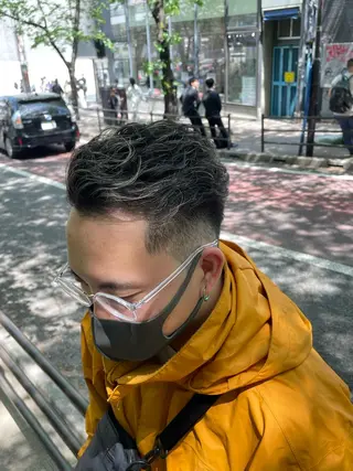 カラー メンズ Le'a所属・渋谷/フェード/ 國分 翔のヘアスタイル