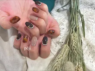 ミディアム m kaori𓃟のネイルデザイン