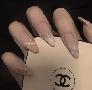 ネイル EMI ANA.CHUOのネイルデザイン