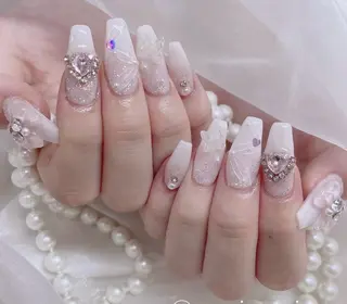 ネイル Lee Nailsのネイルデザイン