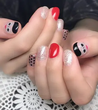 ネイル ゲン レイカのネイルデザイン