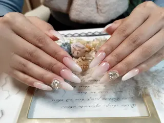 ネイル ＤI'A ネイルサロンのネイルデザイン