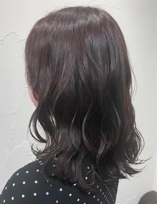 ミディアム 鈴木 咲輝のヘアスタイル