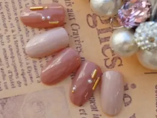 ネイル ゲン レイカのネイルデザイン