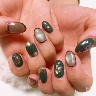 ネイル The Best Beauty受付担当のヘアスタイル