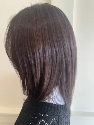 ミディアム カラー 坂江 亜也佳のヘアスタイル