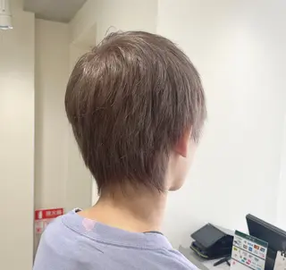 カラー メンズ ユイナ 🕊NaVI ベージュ/透明感のヘアスタイル