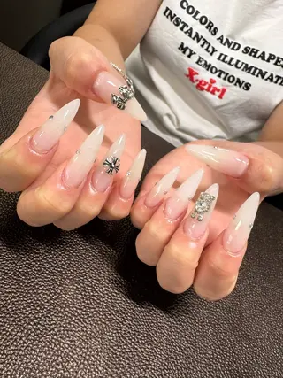 ネイル private nail salon Sugar所属・Sugar Erikaのネイルデザイン