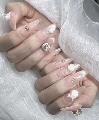 ネイル Lee Nailsのネイルデザイン