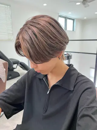 ショート 森口 竜三のヘアスタイル