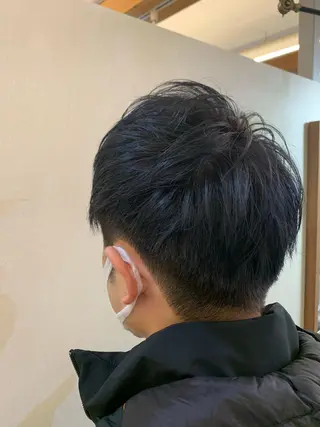 ショート カラー メンズ 門田 晴佳の眉毛・アイブロウイメージ