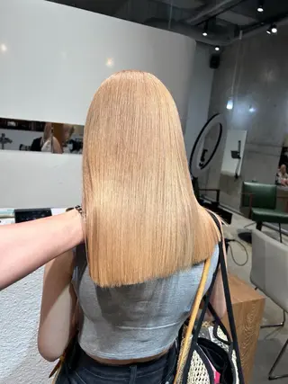 カラー ブリーチ専門店MONIQA所属・ブリーチ特化 🌟たまき🌟のヘアスタイル