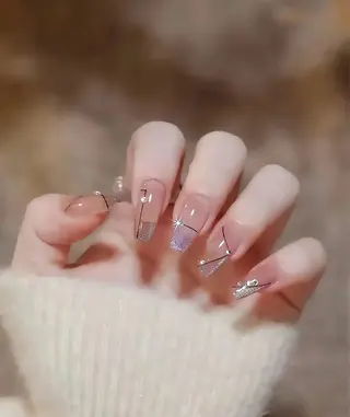 ネイル 佐藤 依娜のネイルデザイン