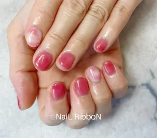 ネイル ネイルリボン 受付スタッフのネイルデザイン
