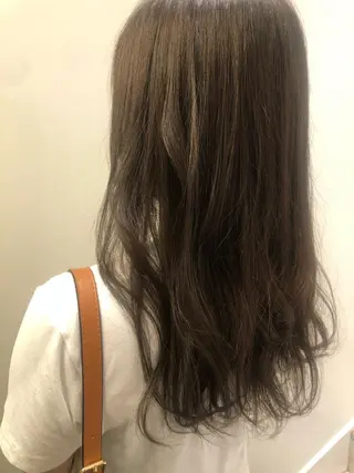 ミディアム カラー パーマ ヘアアレンジ apish aoyama所属・武 愛子の眉毛・アイブロウイメージ