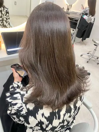 ミディアム ma naのヘアスタイル