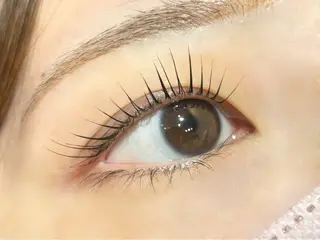 マツエク・マツパ emelu 山本の眉毛・アイブロウイメージ