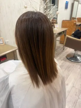 ミディアム カラー Orange  cracker所属・あだち まおのヘアスタイル