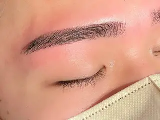 アイブロウ Ai Quick 阿久澤の眉毛・アイブロウイメージ