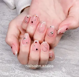 ネイル R inのネイルデザイン