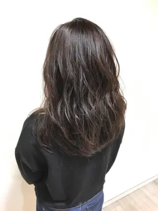 セミロング MIRU by INCE HAIR所属・Miru by INCE HAIRのヘアスタイル