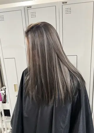 ロング カラー ROBIN所属・指名数No.1 /NAOYAのヘアスタイル