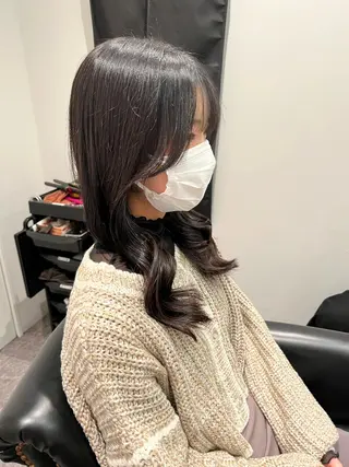 ロング カラー パーマ コテ巻き風パーマ 韓国風パーマ 無重力のヘアスタイル