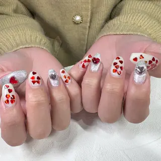 ネイル RIEKO🍒 ワンホン♡推しネイルのネイルデザイン