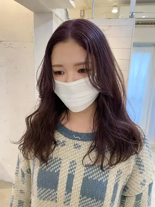 ロング ブリーチなしカラー ダブルカラーエクステのヘアスタイル