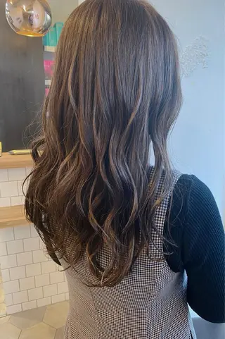 ロング カラー パーマ 🥣 hashi 🛋️のヘアスタイル