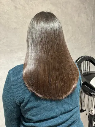 ロング HEDI所属・茨木 まひろのヘアスタイル