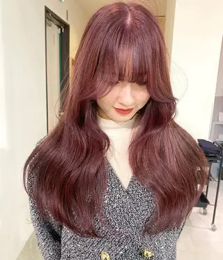 ロング カラー mizuki/ピンク ベージュ.レイヤーのヘアスタイル