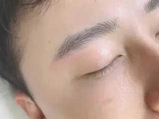 アイブロウ violus所属・violus 天六のマツエク・マツパデザイン