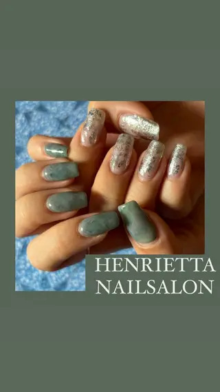 ネイル HENRIETTA NAILSALONのネイルデザイン