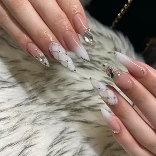 ネイル la vie  Luire所属・la vie Luire ｱｽｶのネイルデザイン